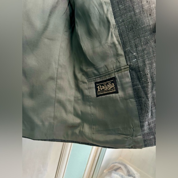 The Regalia Collection Ladies Suit - Picture 8 of 16